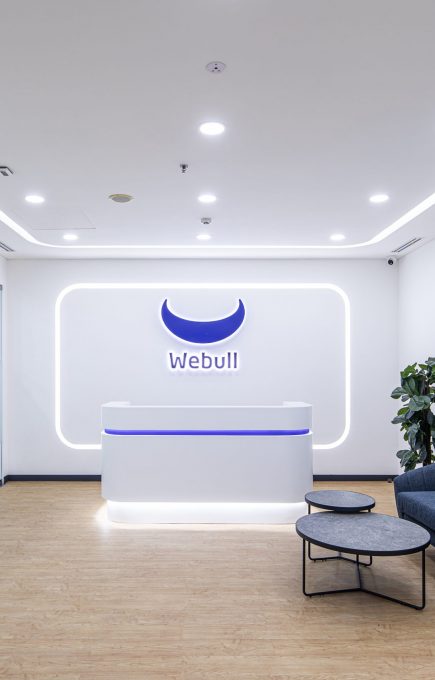 Webull