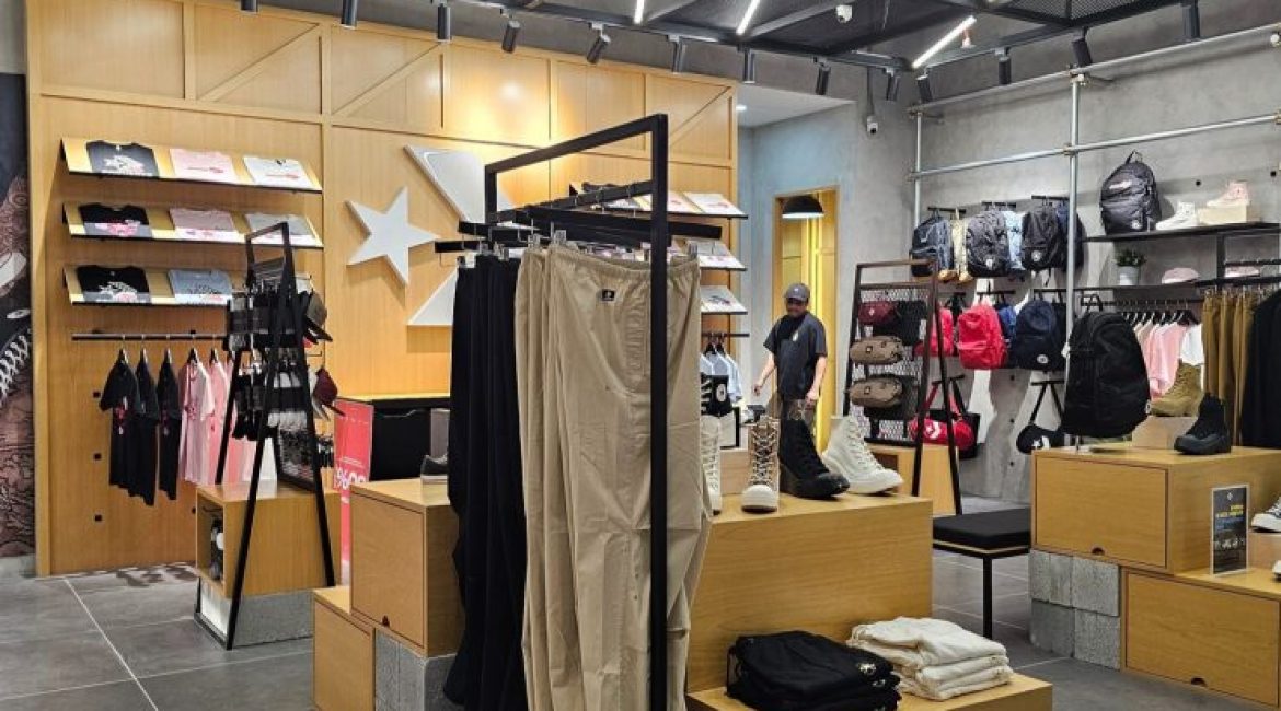 Converse midvalley