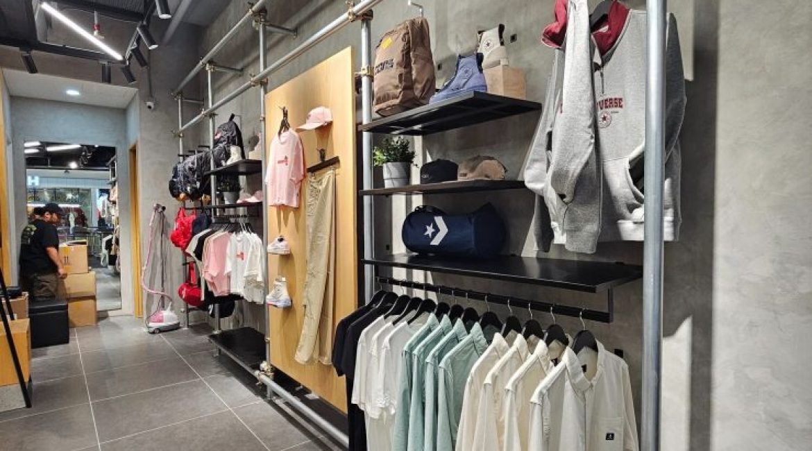 Converse midvalley