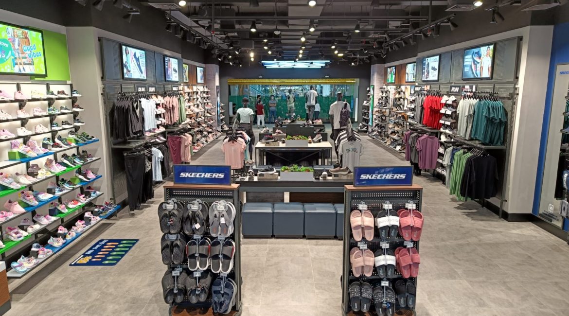 Skechers cirebon superblok
