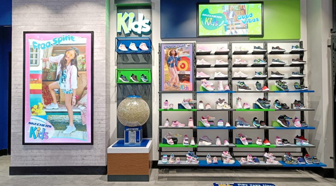 Skechers cirebon superblok