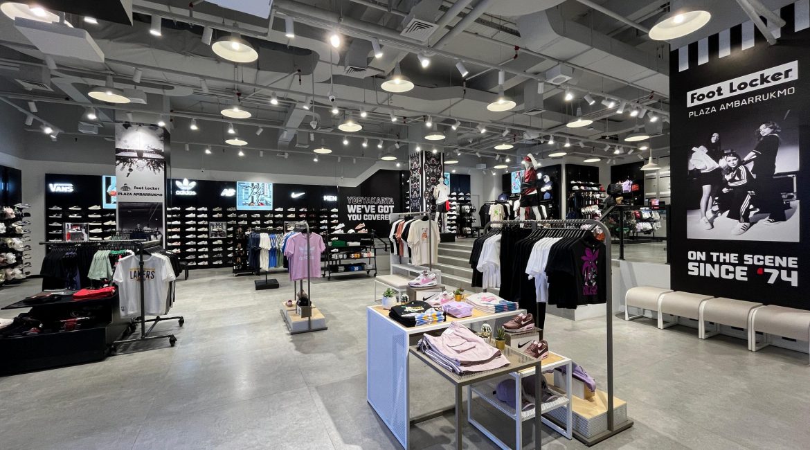 Foot locker ambarukmo yogya