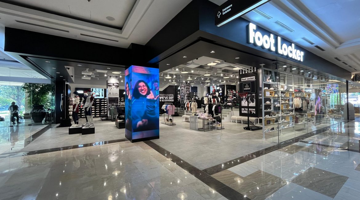Foot locker ambarukmo yogya