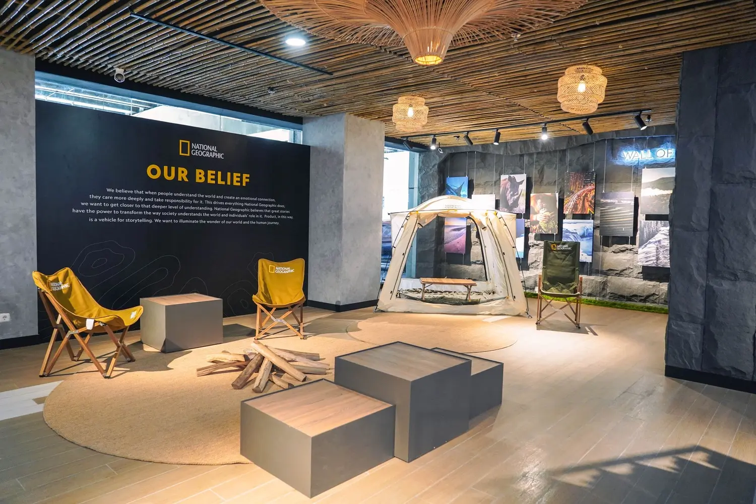 National geographic store