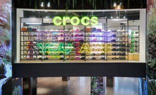 Crocs lippo mall nusantara