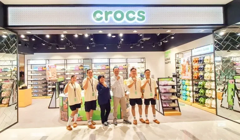 Crocs center point medan