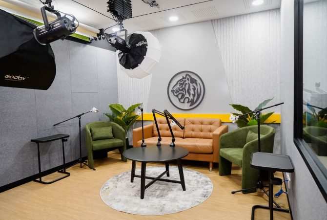 Maybank Sekuritas Indonesia Studio Podcast