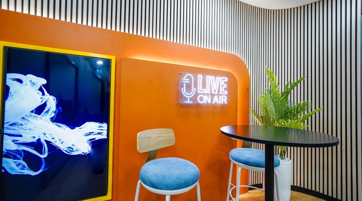Maybank sekuritas indonesia studio podcast
